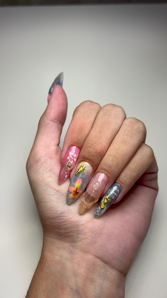 Freestyle Nails