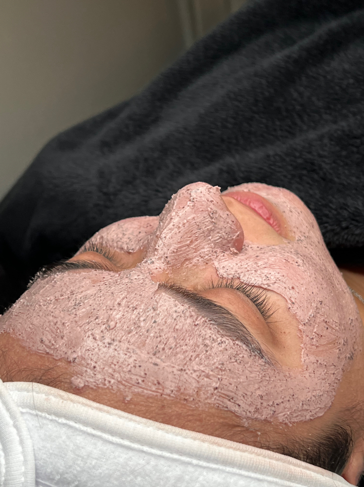 Basic Facial at True Beauty Esthetics LLC in Palmview, TX