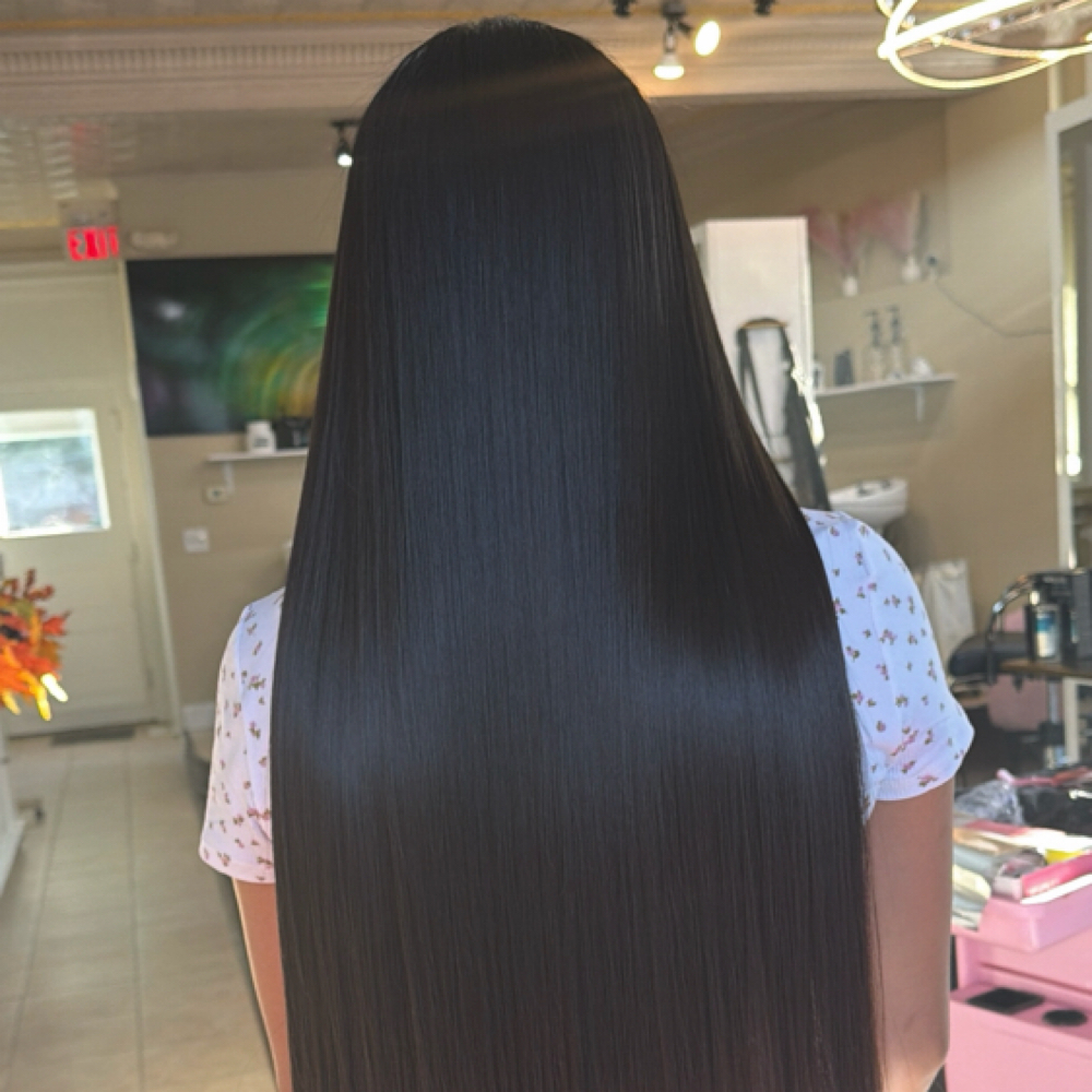 Alisado Brasileño at CaroLiz Beauty Salon LLC in Cincinnati, OH