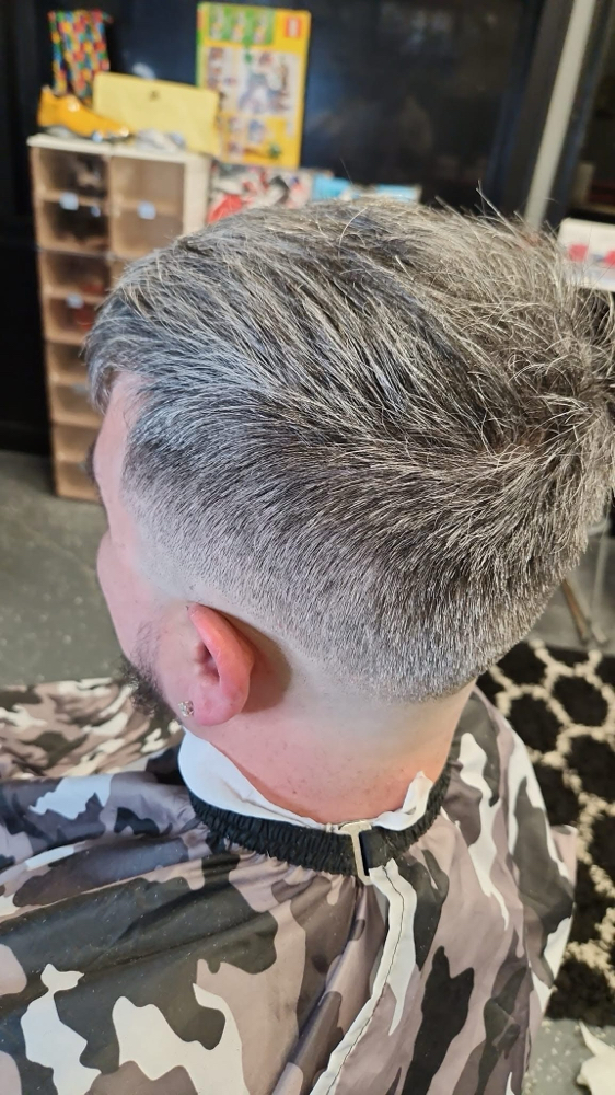 Men's Haircut and Line up