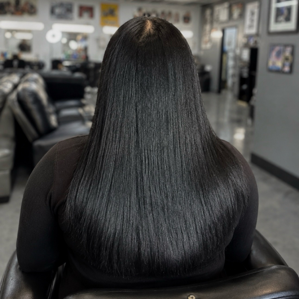 STRAIGHTEN ONLY at MUNROE in Tempe, AZ