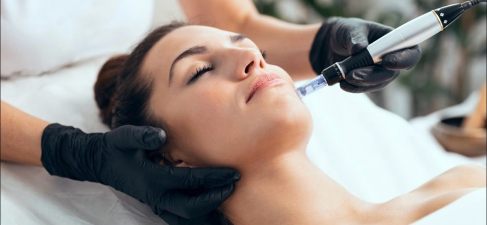 💧 Collagen Infusion Microneedling