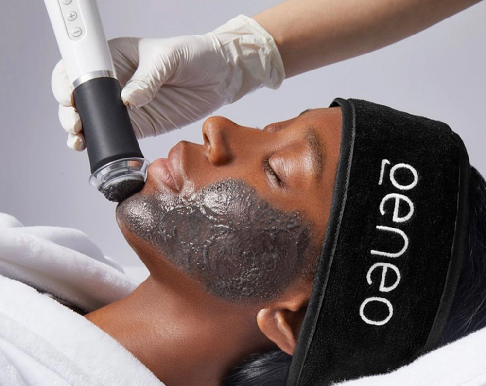 Glo2Facial