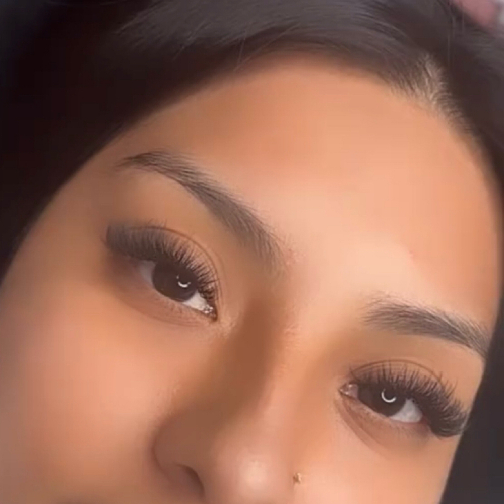 Hybrid Lashes at Jesika’s Beauty Bar, LLC in Sterling Heights, MI