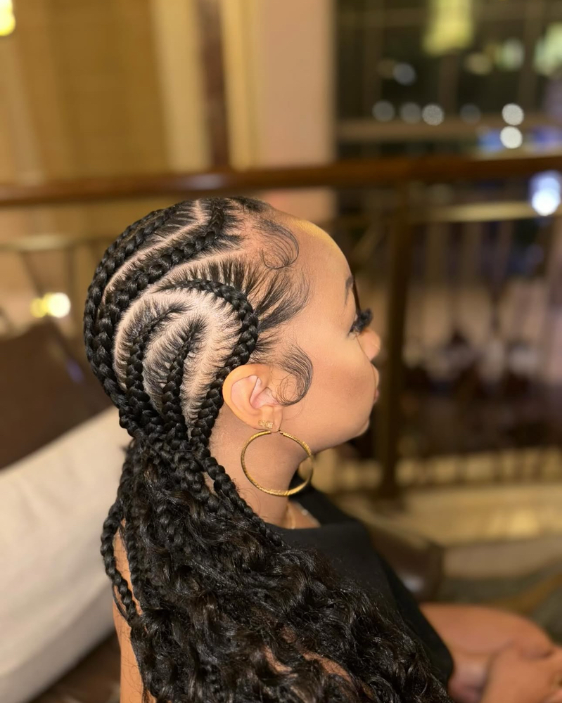 Lines of luxury and curls