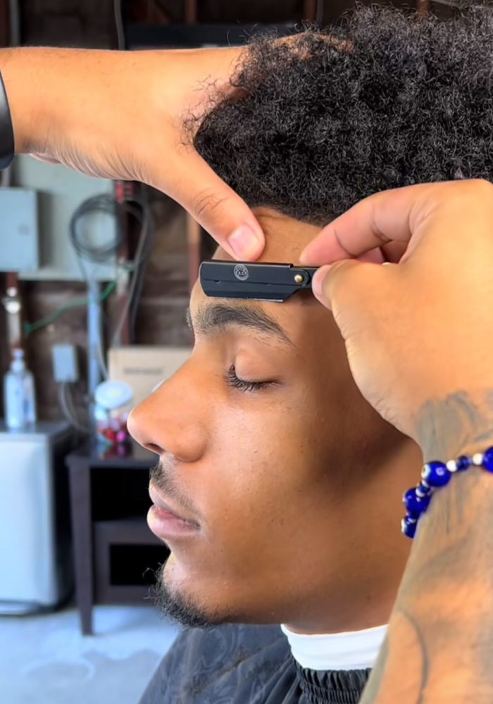Eyebrow cleanup