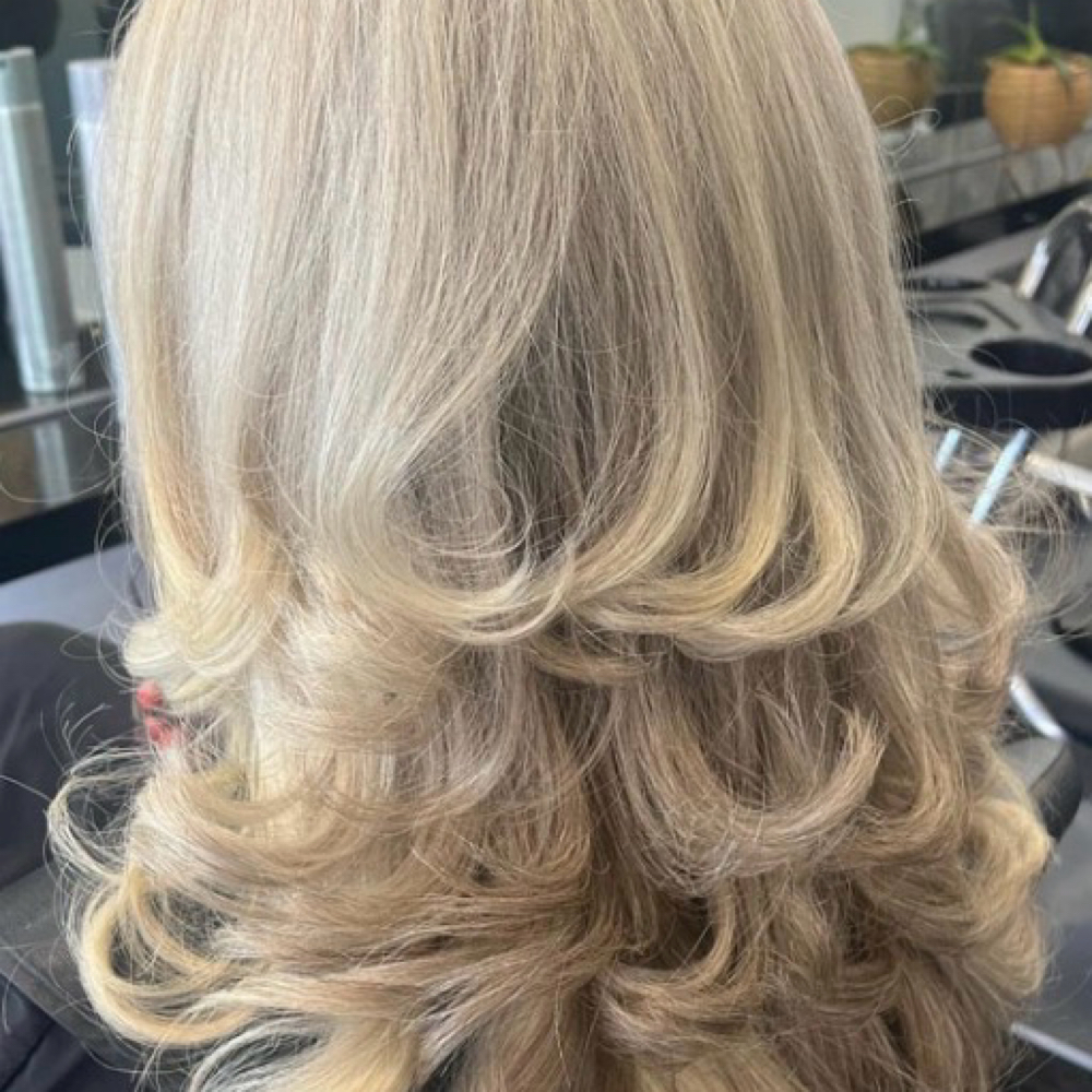 Blow Out/style at Julie Wilmot in Howell, NJ