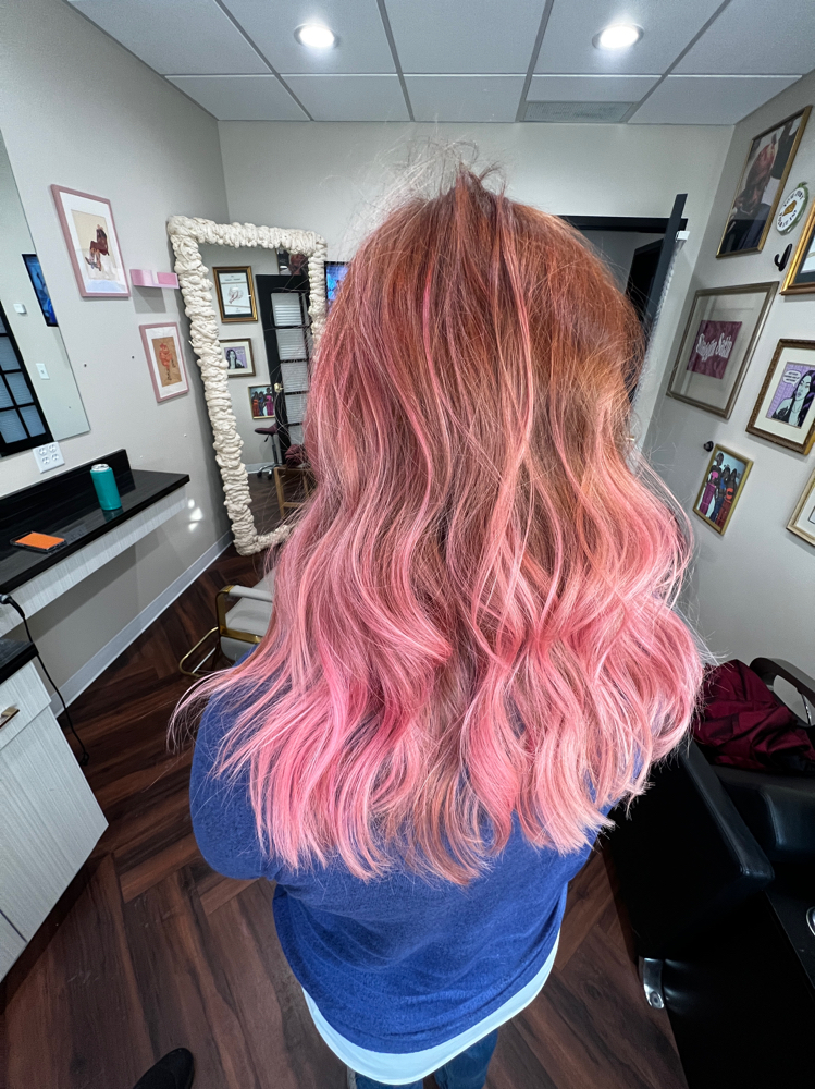 2 HOUR COLOR + Cut at SUITE 303 in Omaha, NE