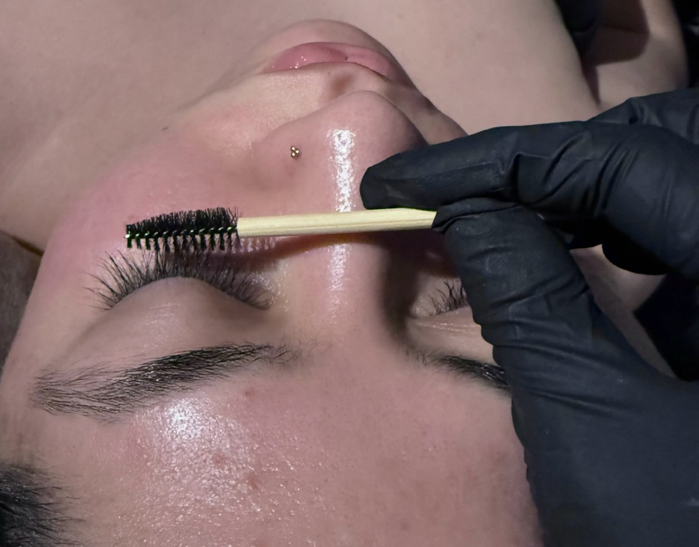 Lash Lift And Tint