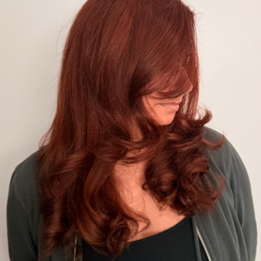 Bombshell Blowout at Hairbygigi.v in Sacramento, CA