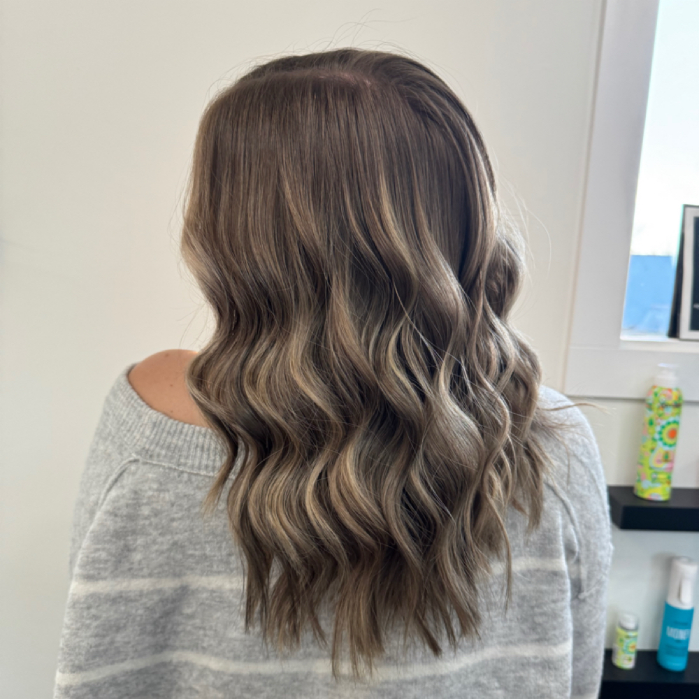 Root Touch Up (Abby Cullison) at TheBlendedCollective in Indianapolis, IN