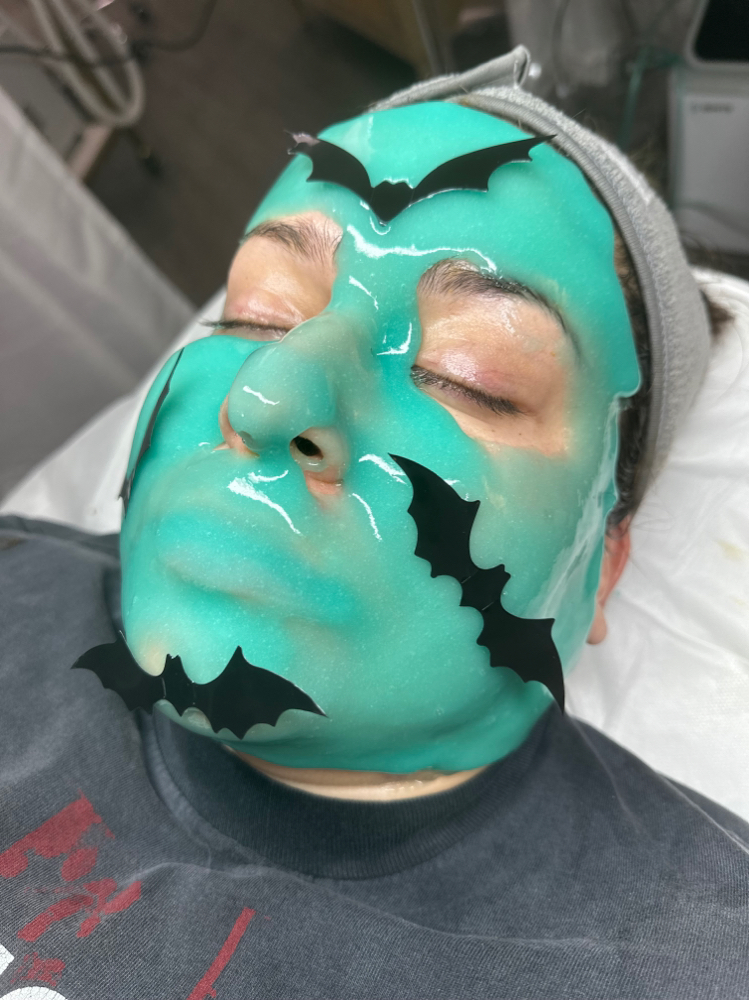 SPOOKY FACIAL
