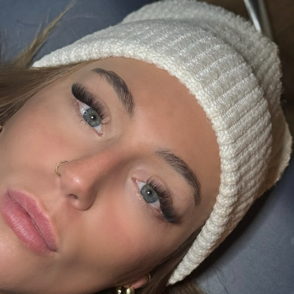 Custom Lash Set at Jocelyn LaFollette in Cambridge, OH