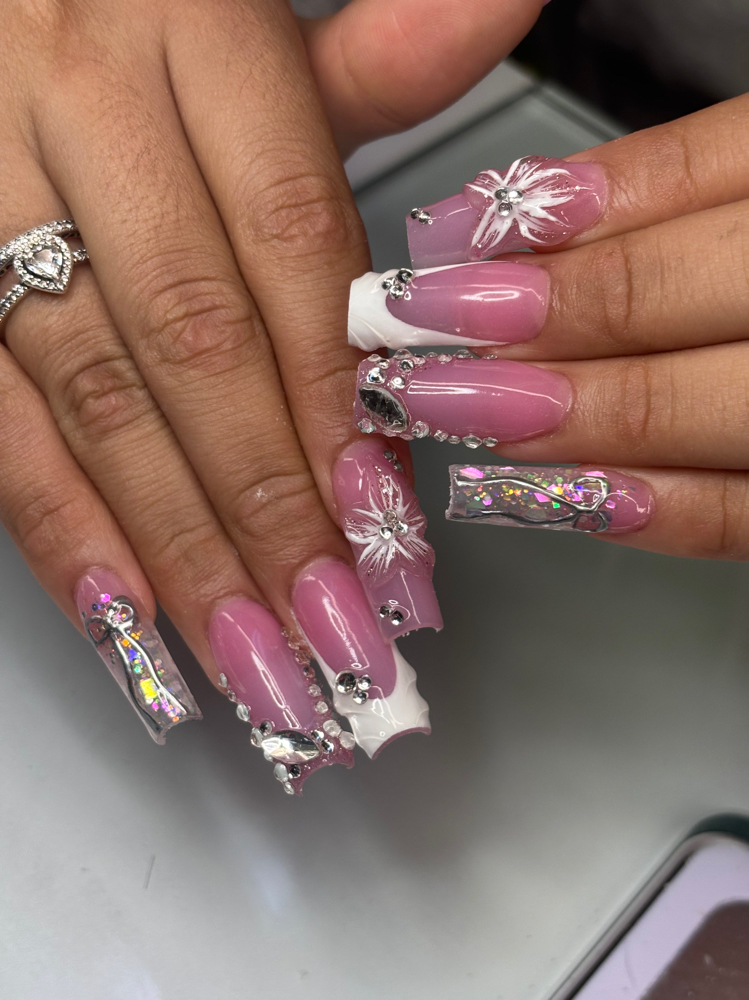 L Freestyle Acrilyc Set at Glossy Nails in Annandale, VA