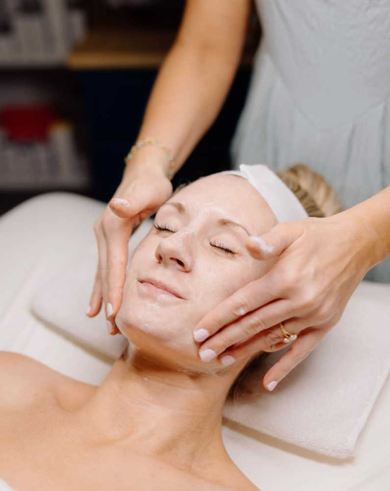 Glow Up Signature Facial