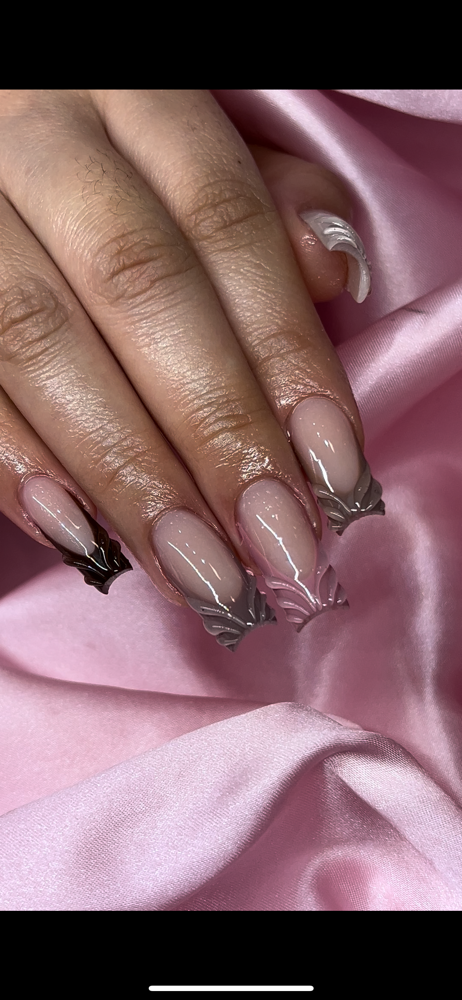 French with 3D Clear Swirls