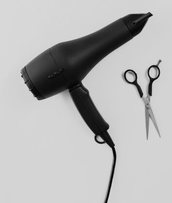 Women's Haircut w/ Blow dry