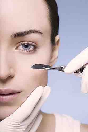 Dermaplane Facial