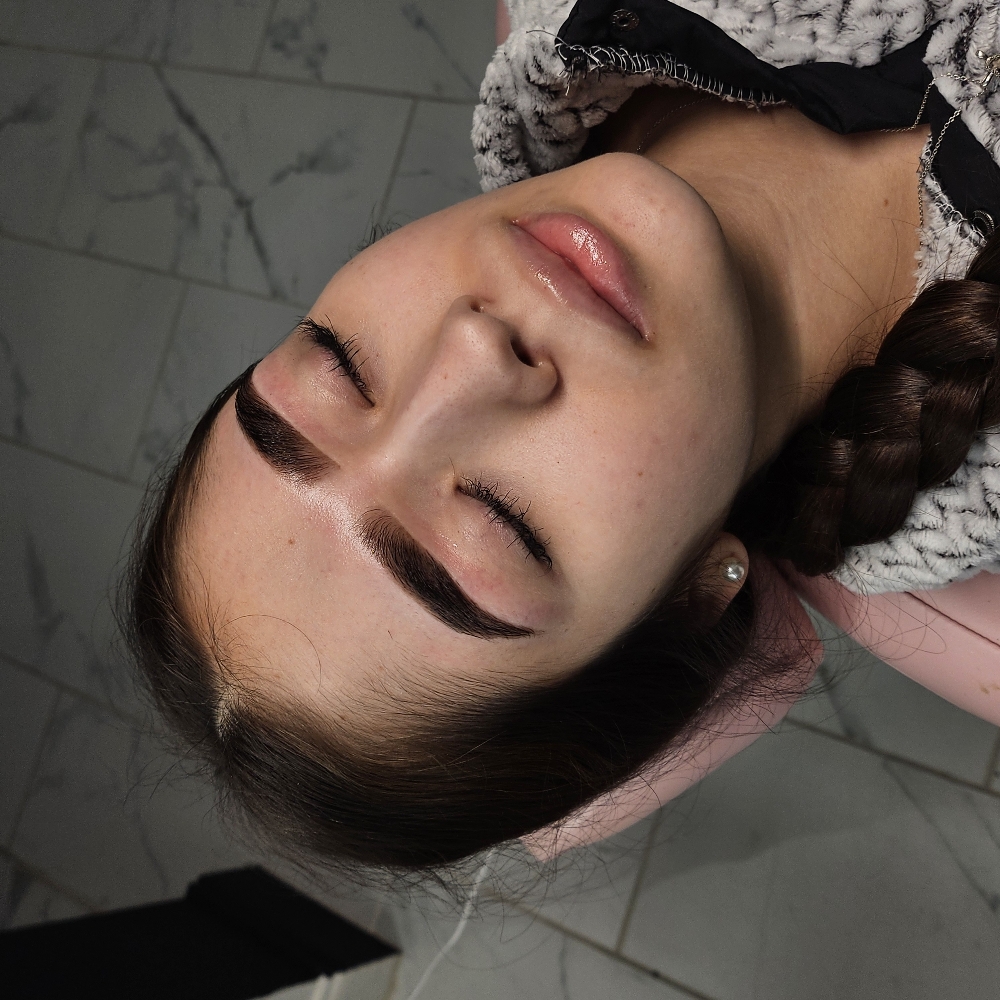 Luxury Brow Shaping & Hybrid Tint