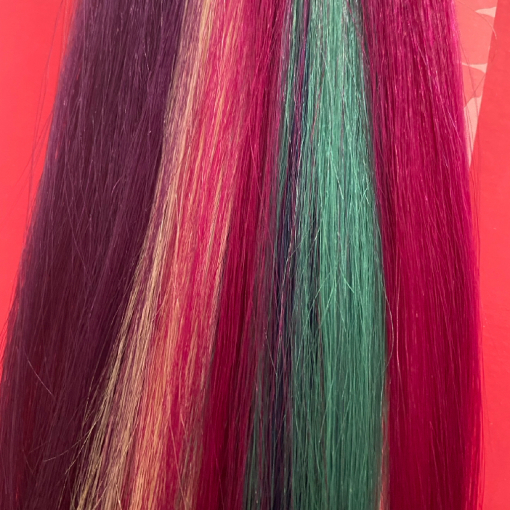 I Tip Funky Color Extensions