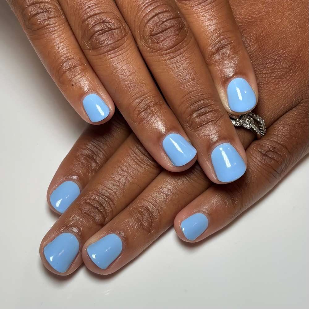 DeLuXXe Manicure