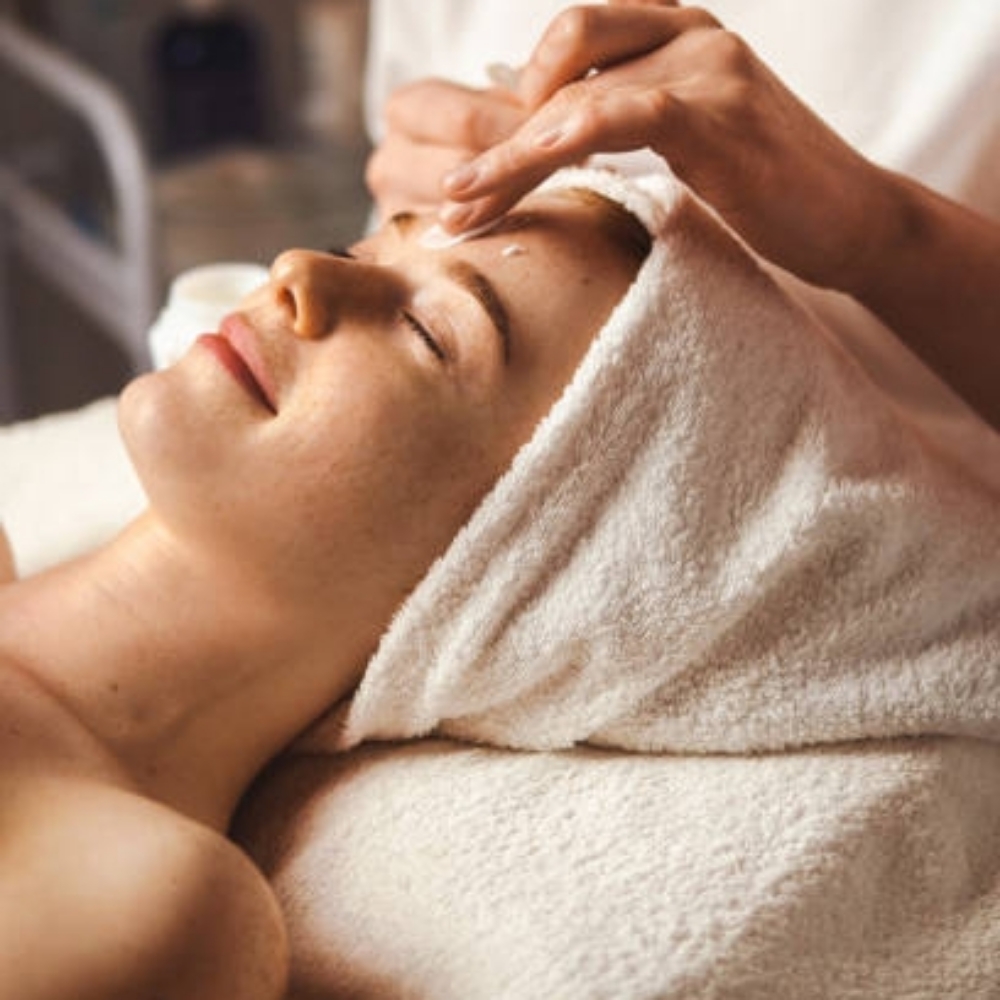 Massage & Mini-Facial (90min) at Delpinghands Skincare & Massage | Smithtown | by Alisha Delp LMT LE in Smithtown, NY