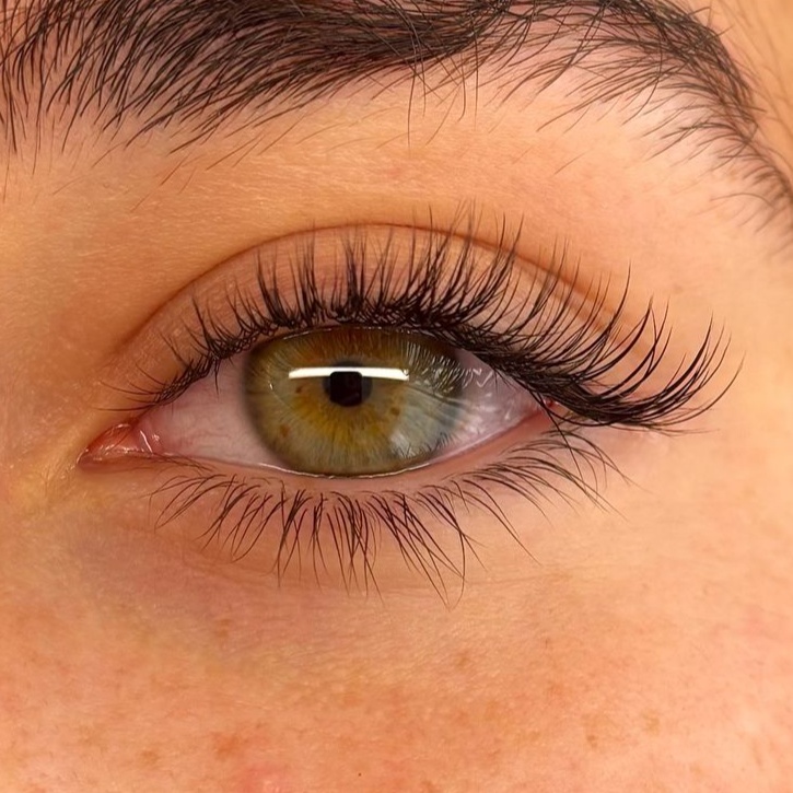 Classic Lash Extensions at KIM BEAUTY STUDIO in Burlingame, CA