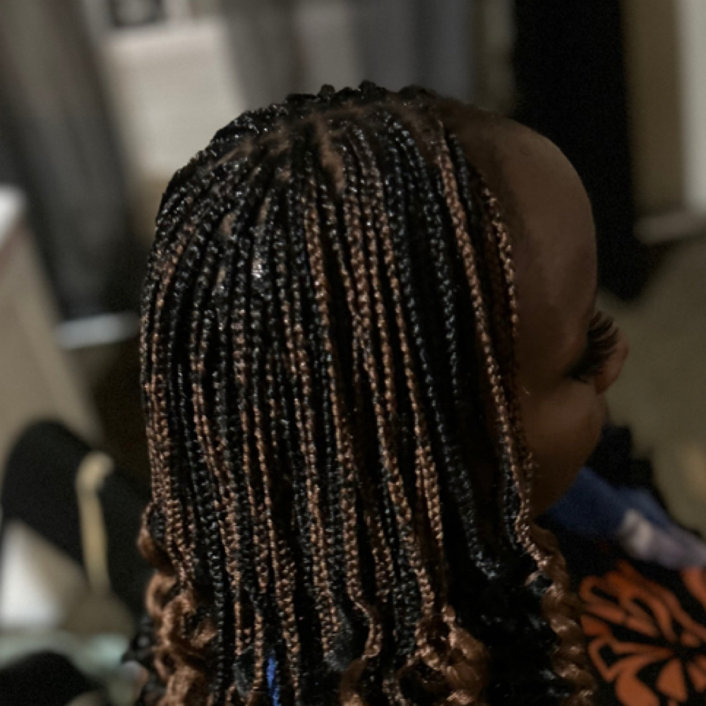Small Knotless at Luxury Hair By Taland in Peoria, IL