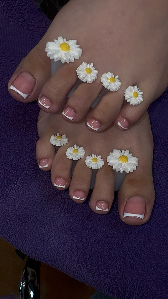 Sugar Scrub Pedicure ๐ญ at LuckyyCharmz777 in Horizon, TX