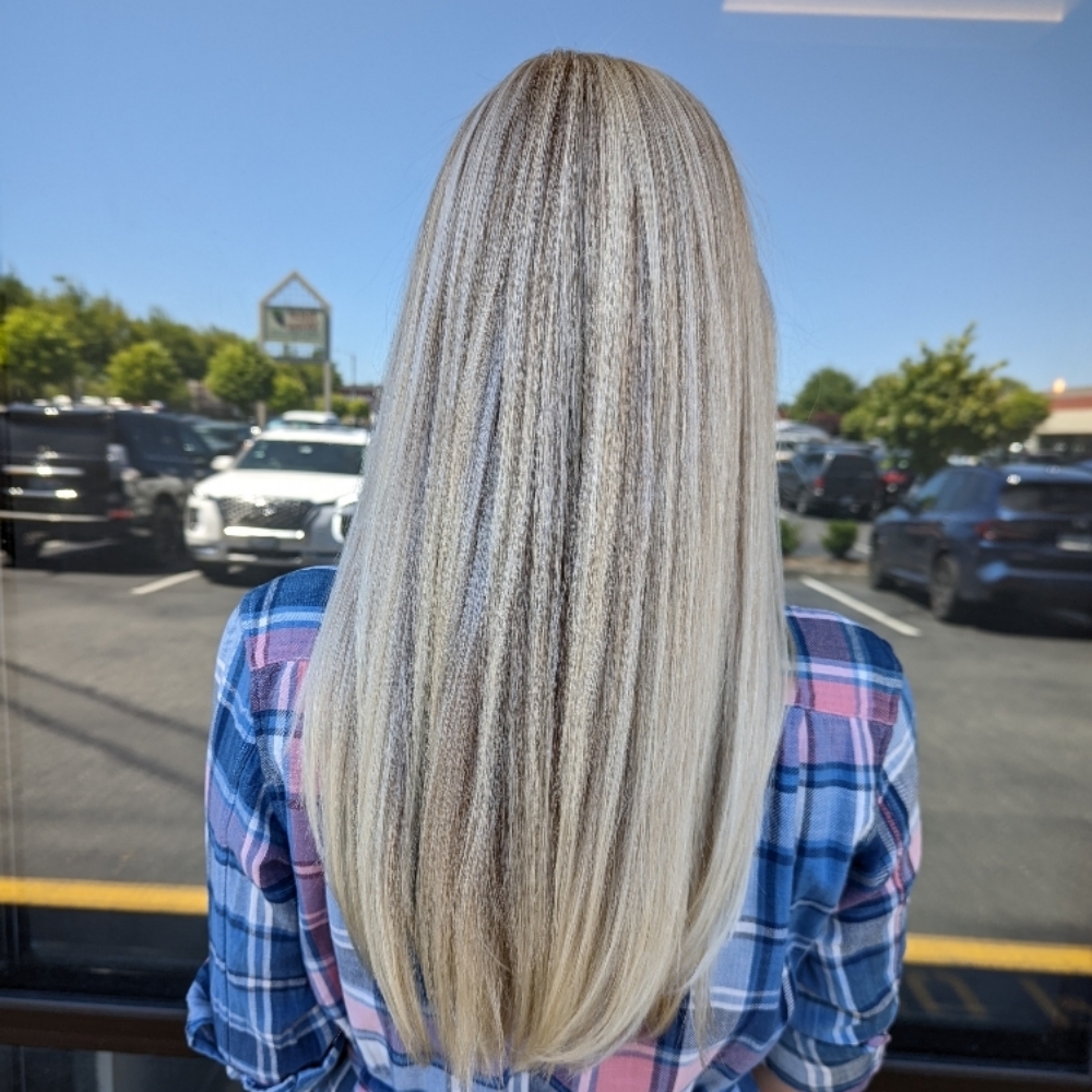 Custom Full Highlight at The Enchanted Edge hair studio in Snohomish, WA