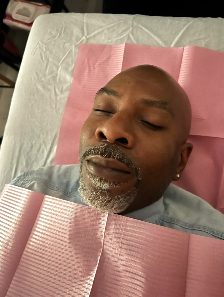 Gentlemen’s Facial