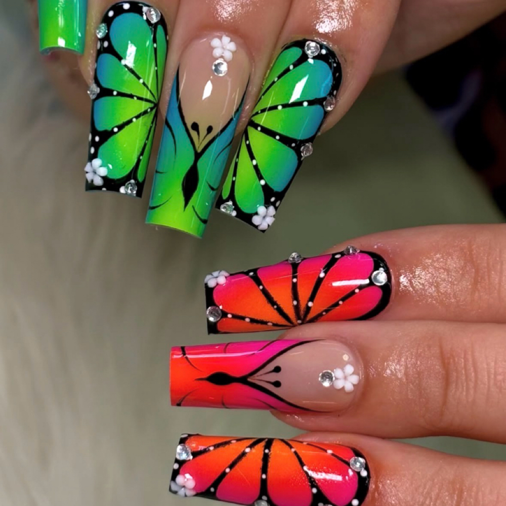 Gel X at Divine Design Lux Nail Bar in Springfield, MO