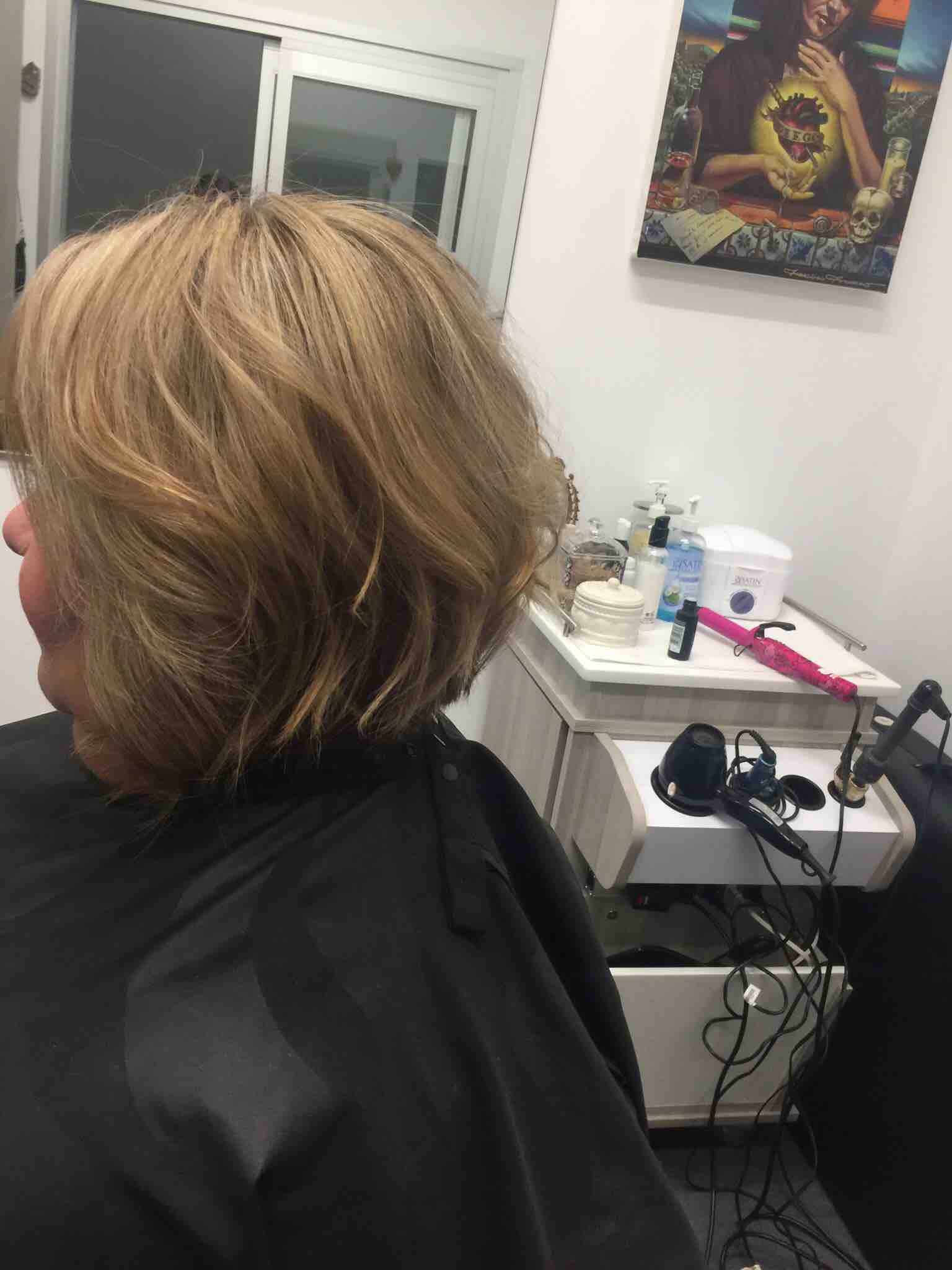 Haircut/trim W/ Blow Dry & Style