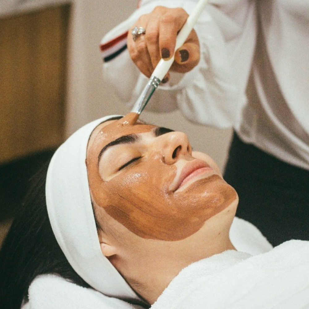 SIGNATURE CUSTOM FACIAL at Bella Lash & Beauty in Cedar Grove, NJ