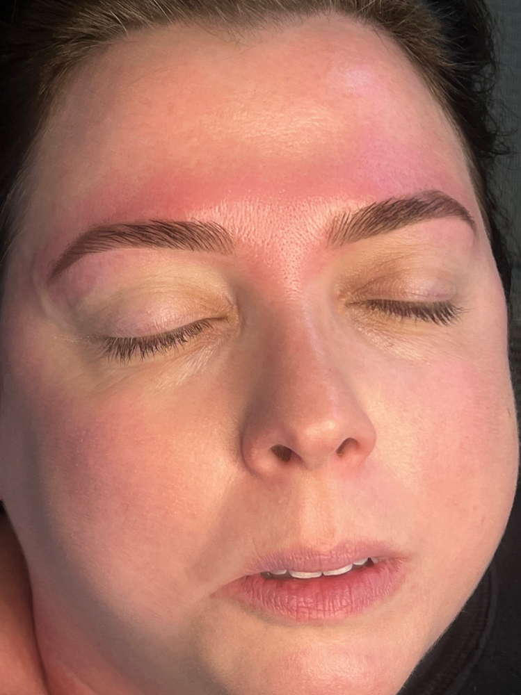 Tween/Teen Brow Shaping(17 & under)