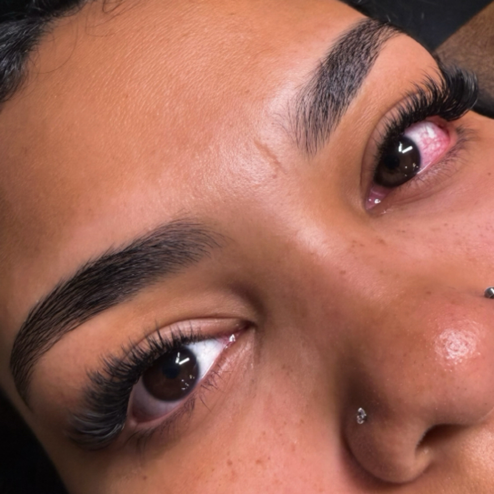 Volume/Wispy Full Set at Modified a Beauty Bar in Hammond, LA
