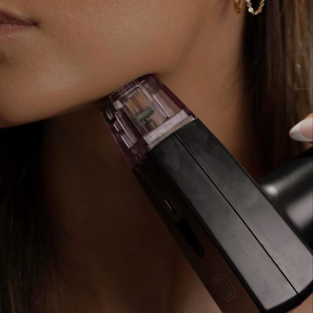 MORPHEUS8 FACE & NECK