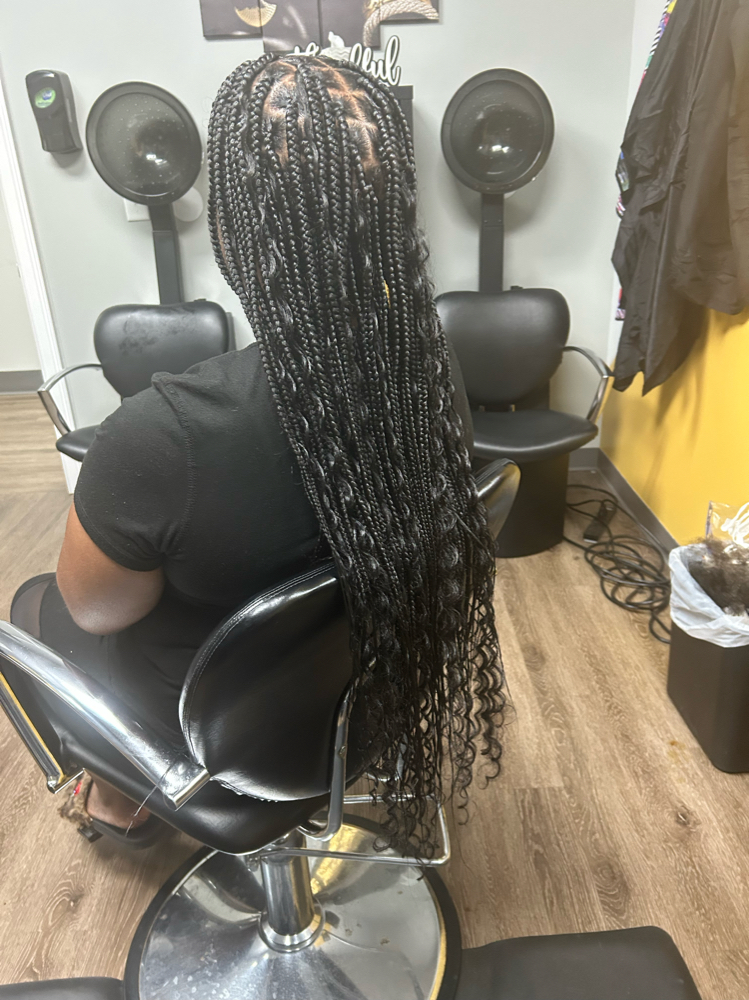 Knotless Braids Medium Size