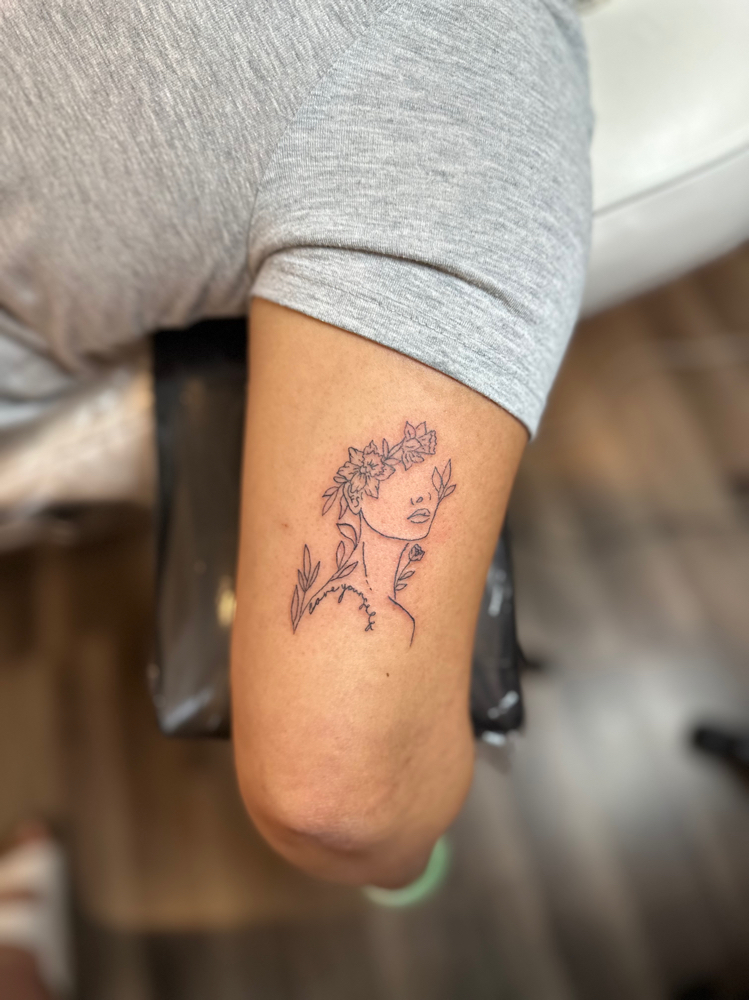 MEDIUM TATTOO