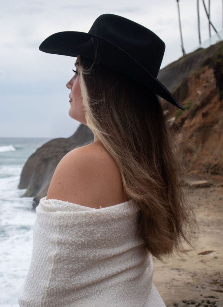 Full Foil at The Salty Saddle Salon in Vista, CA