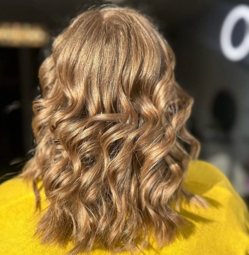 Shampoo & Style