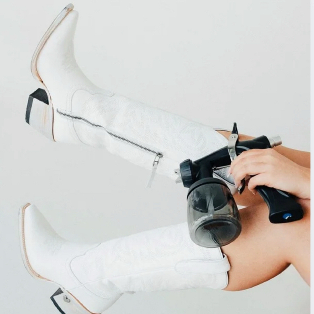 FF Custom Spray Tan at Frontier Fringe LLC in Loveland, CO