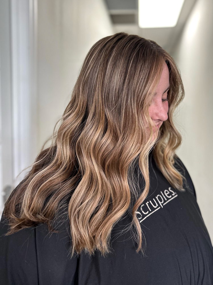 LUXE BRONDE at Emelly Rodea in Oxford, FL