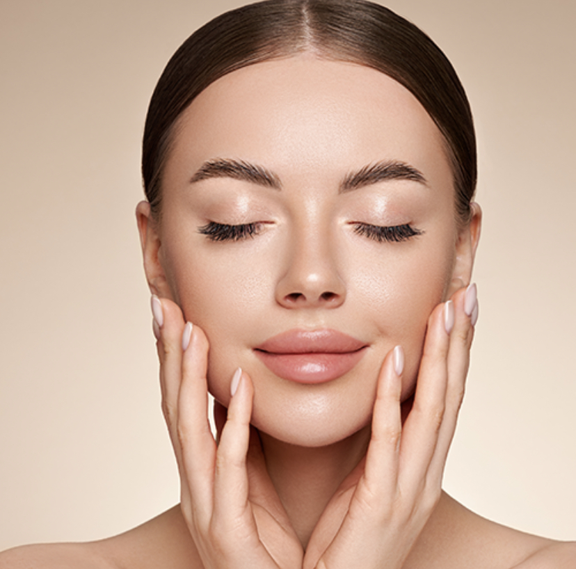 Full Face Wax (Inducing Eyebrows)