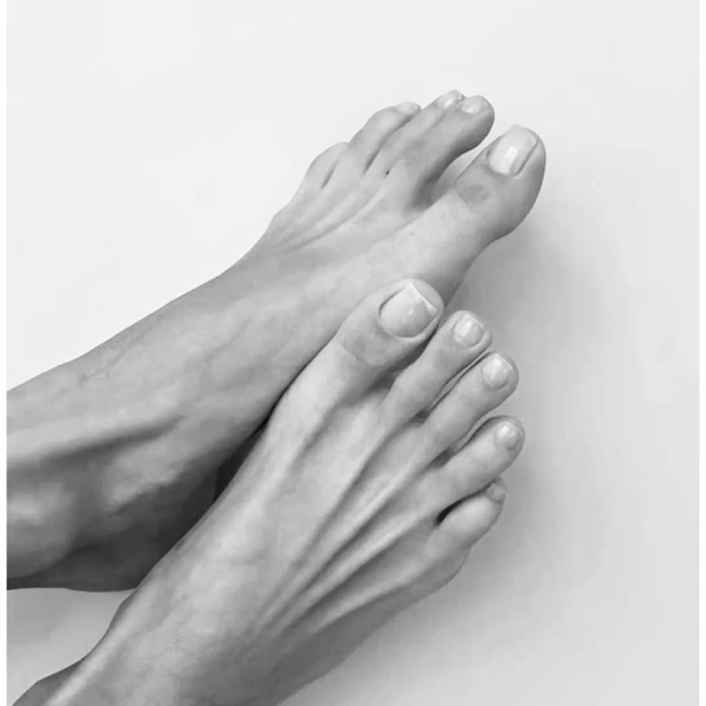 Women’s Smart Pedicure at EM Glow Studio in Sacramento, CA