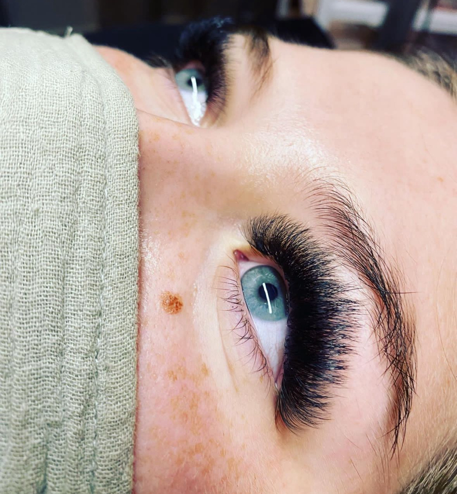MEGA VOLUME LASH FILL