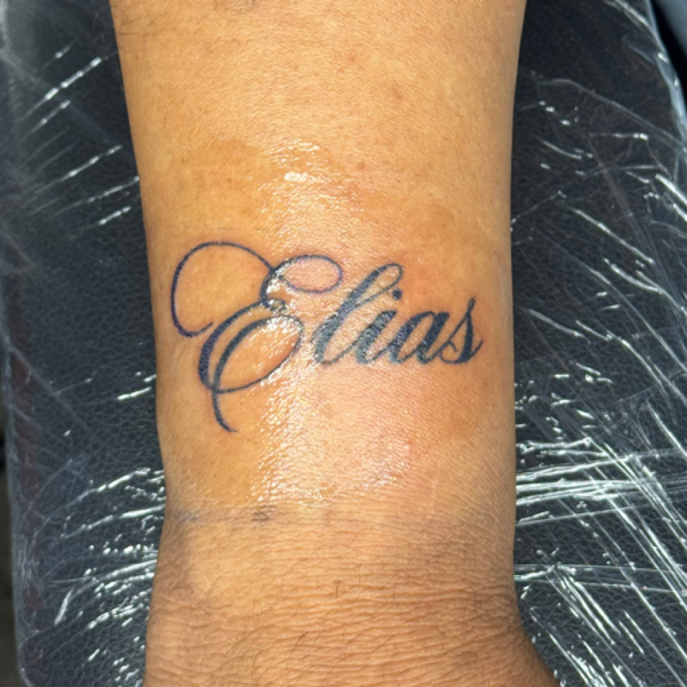 $100 Name tats at Trachouse in East Haven, CT