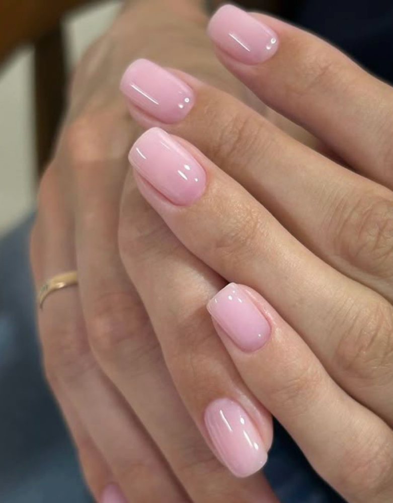 Manicure w/ Gel