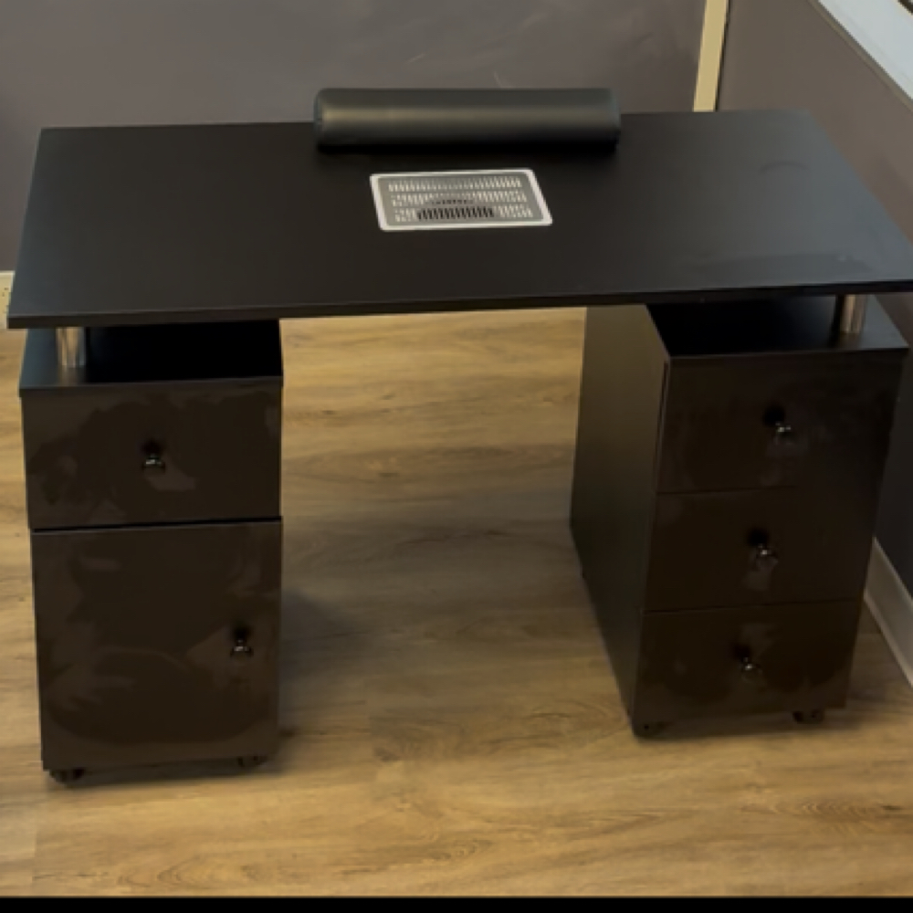 Monthly Nail Tech Station Inquiry at Stylestudios in Houston, TX