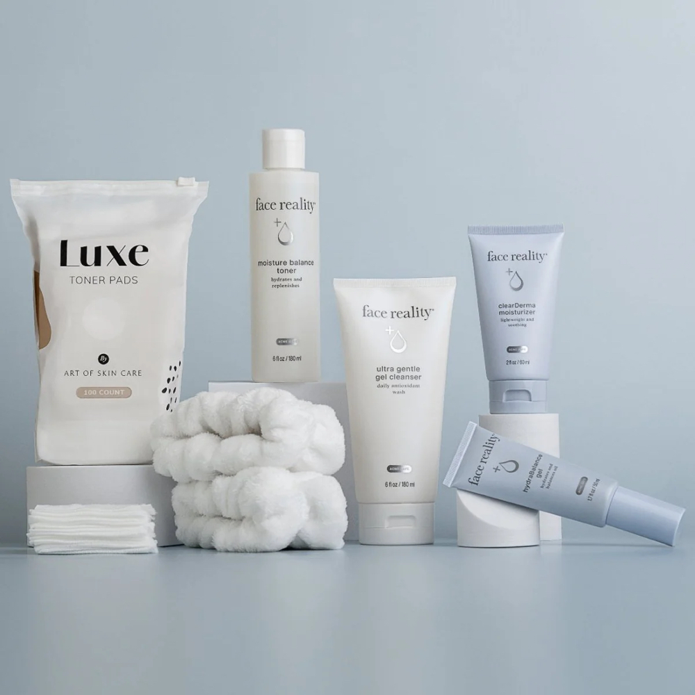 Acne Consultation + Treatment